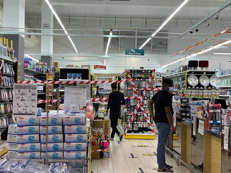 sektor yang dibenarkan beroperasi